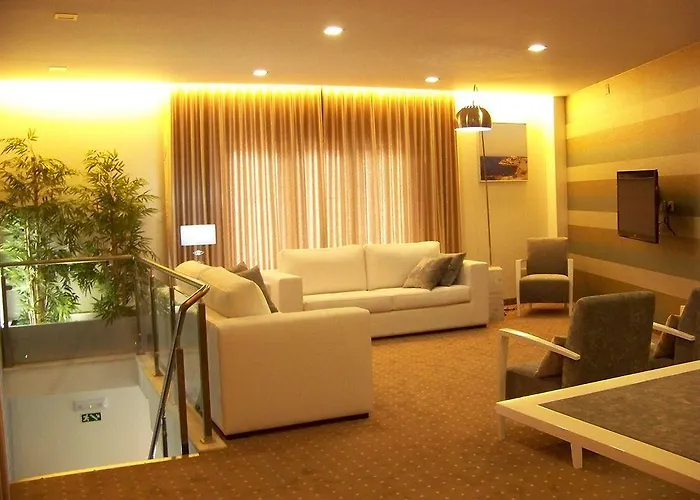 Laurus 2* Lourinhã