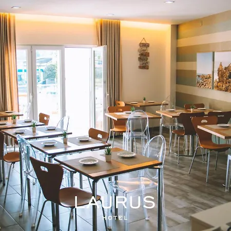 ホテル Laurus 2*