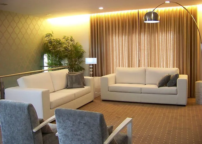 Laurus Hotel