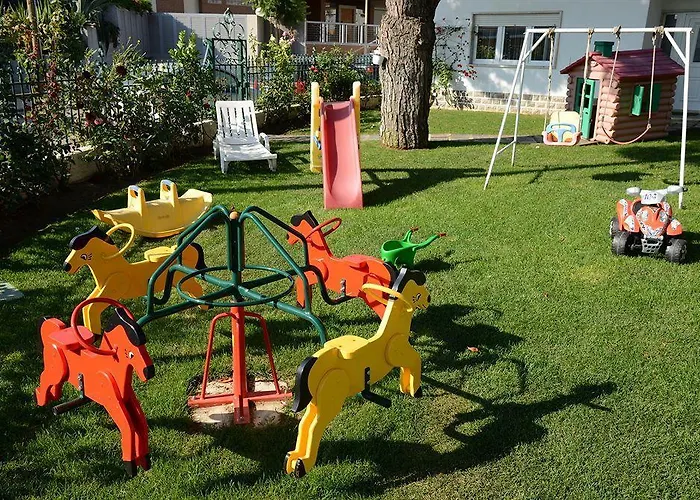 Laurus 2* Лориньян