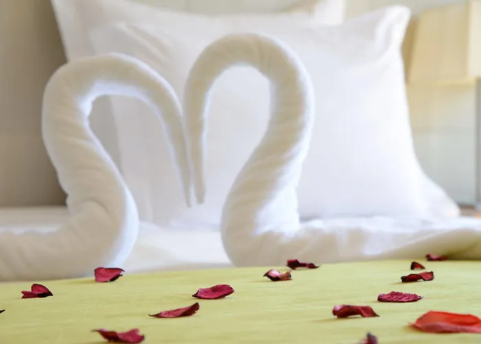 Отель Laurus Лориньян